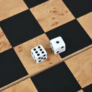 (5)