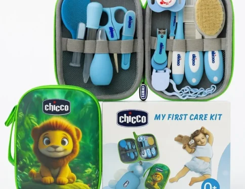 حقيبة عناية الطفل الكاملة من Chicco – طقم أدوات عناية حديثي الولادة بعلبة أنيقة ومريحة - 13 قطعه - كود 72996