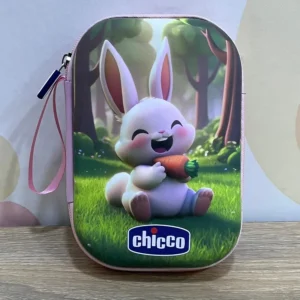 حقيبة عناية الطفل الكاملة من Chicco – طقم أدوات عناية حديثي الولادة بعلبة أنيقة ومريحة - 13 قطعه - كود 72996