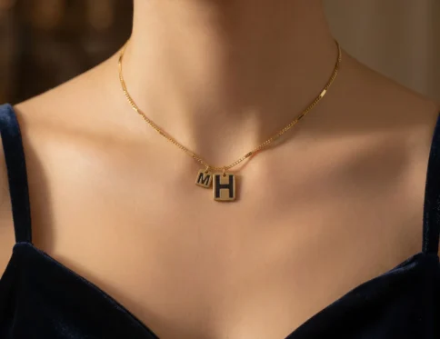 سلسلة حروف شخصية مزدوجة (M & H) - عقد بدلايات مربعة وسلسلة بار-لينك عصرية ( الاستانلستيل ) - DH-75-3